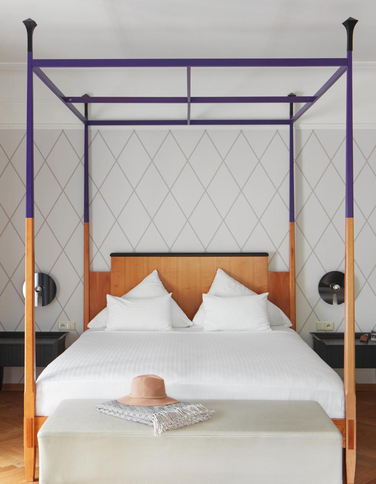 Falkensteiner Spa Resort Маріанські Лазні Екстер'єр фото A bed