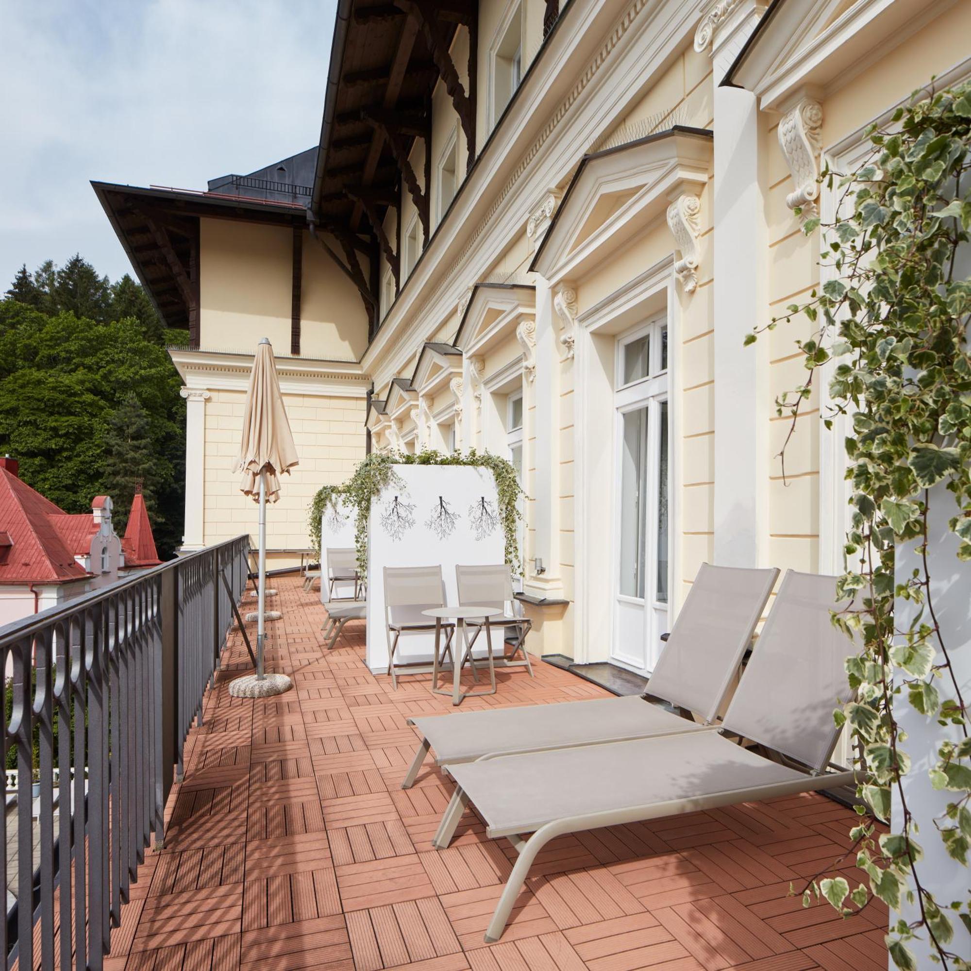 Falkensteiner Spa Resort Маріанські Лазні Екстер'єр фото The terrace